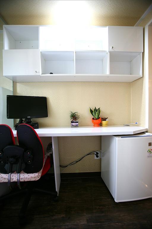 Apgujeong Residence Сеул Номер фото